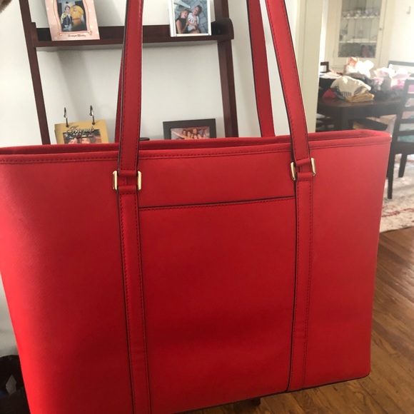 Michael Kors tote - Picture 4 of 5
